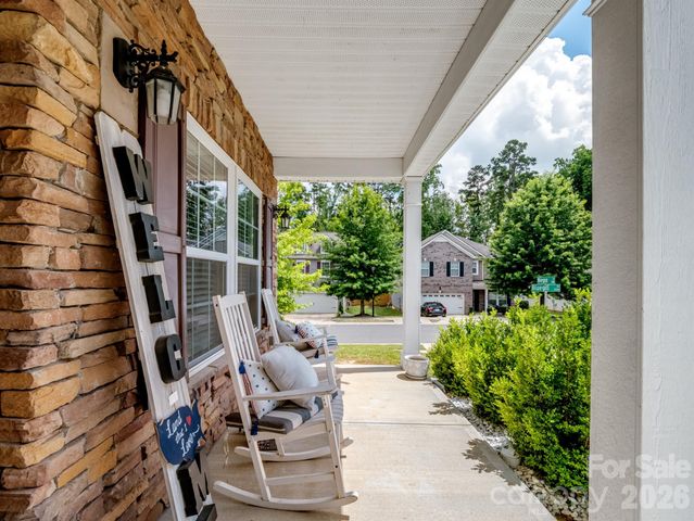 3702 Wiegon Lane, Charlotte, NC 28216