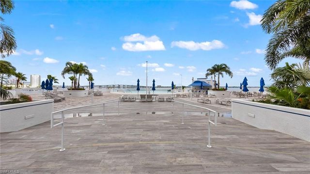 2745 1st ST # 1305, Fort Myers, FL 33916