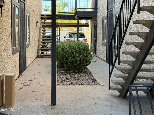 700 W UNIVERSITY Drive 122, Tempe, AZ 85281