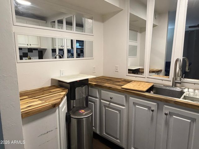 700 W UNIVERSITY Drive 122, Tempe, AZ 85281