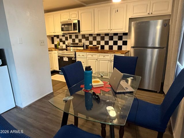 700 W UNIVERSITY Drive 122, Tempe, AZ 85281