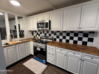 700 W UNIVERSITY Drive 122, Tempe, AZ 85281