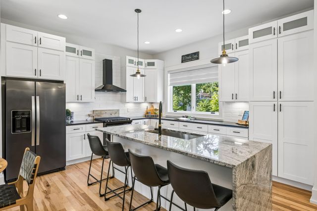 2702B Bronte Ave, Nashville, TN 37216