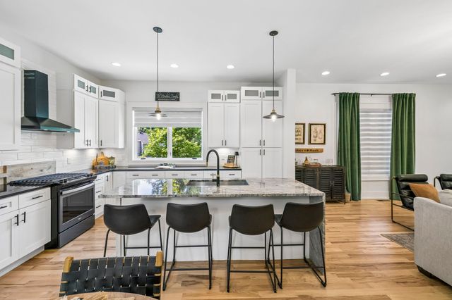 2702B Bronte Ave, Nashville, TN 37216