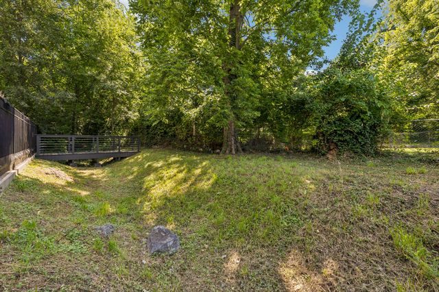 2702B Bronte Ave, Nashville, TN 37216