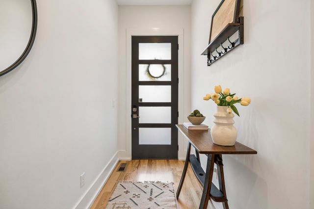 2702B Bronte Ave, Nashville, TN 37216
