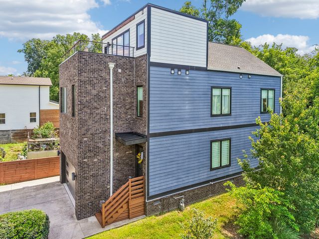 2702B Bronte Ave, Nashville, TN 37216