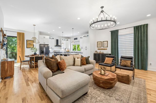 2702B Bronte Ave, Nashville, TN 37216