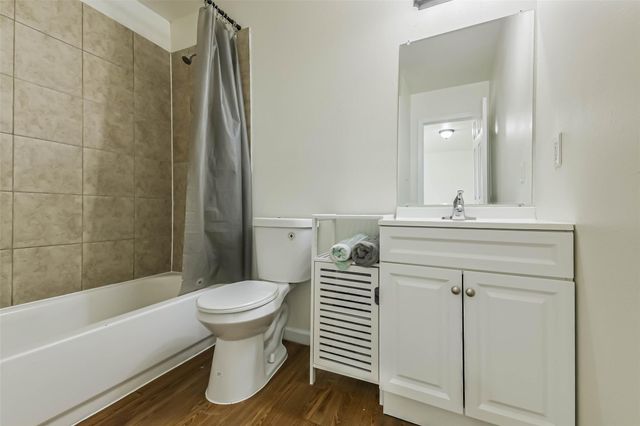 1010 Jeff Street, Houston, TX 77091