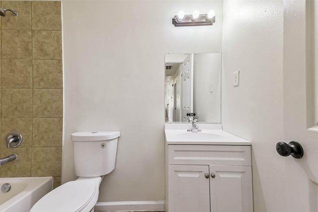 1010 Jeff Street, Houston, TX 77091