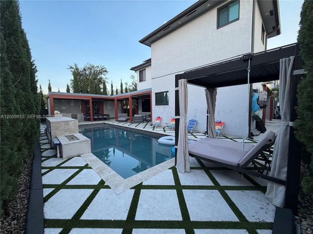 13661 SW 160th Court, Miami, FL 33196