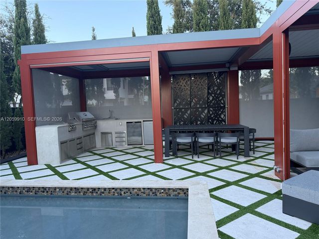 13661 SW 160th Court, Miami, FL 33196