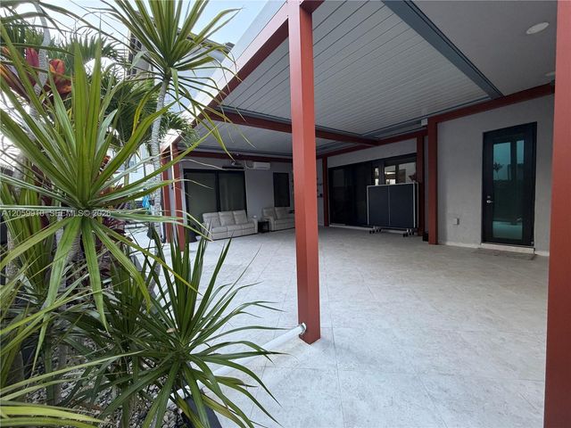 13661 SW 160th Court, Miami, FL 33196
