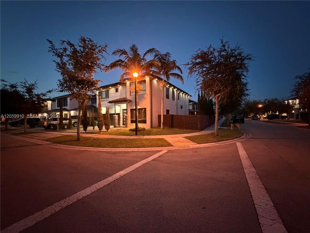 13661 SW 160th Court, Miami, FL 33196
