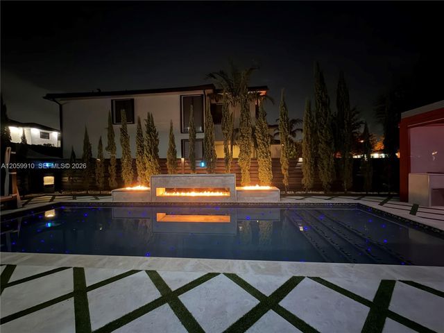13661 SW 160th Court, Miami, FL 33196