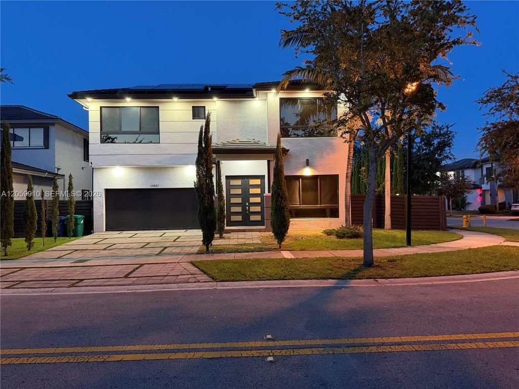 13661 SW 160th Court, Miami, FL 33196
