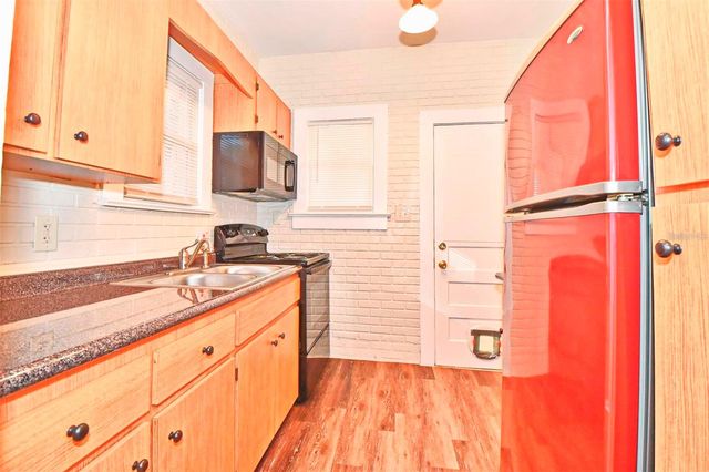 1015 MARTIN STREET, Deland, FL 32720