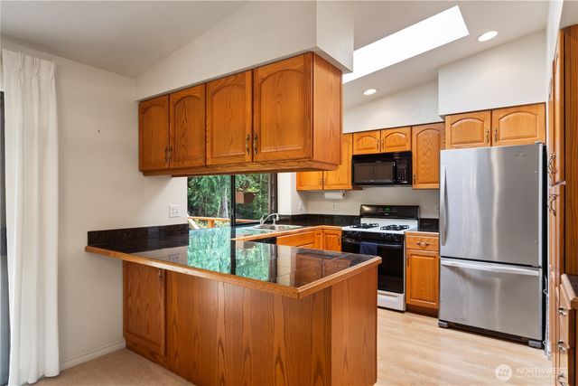 20 Clipper Lane, Port Ludlow, WA 98365