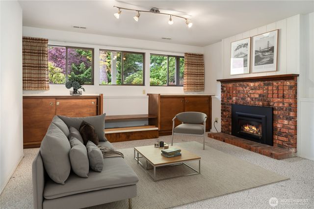 20 Clipper Lane, Port Ludlow, WA 98365