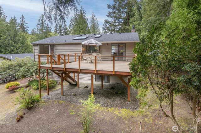 20 Clipper Lane, Port Ludlow, WA 98365