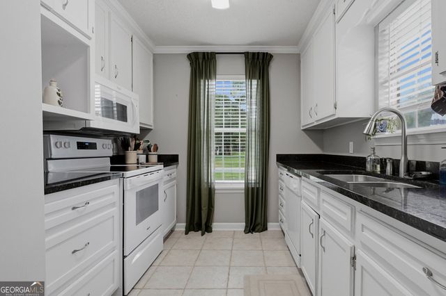 101 Tall Pines Drive, Leesburg, GA 31763