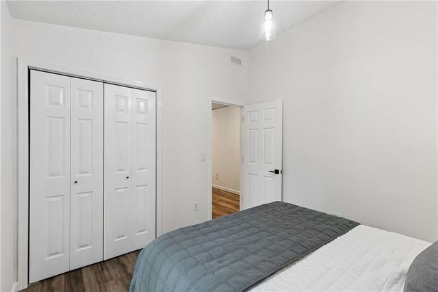 5090 River Valley Drive SE, Smyrna, GA 30082