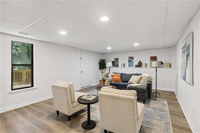 5090 River Valley Drive SE, Smyrna, GA 30082