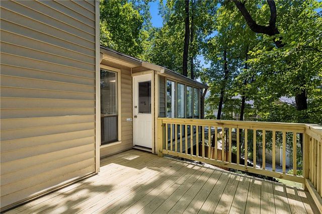 5090 River Valley Drive SE, Smyrna, GA 30082