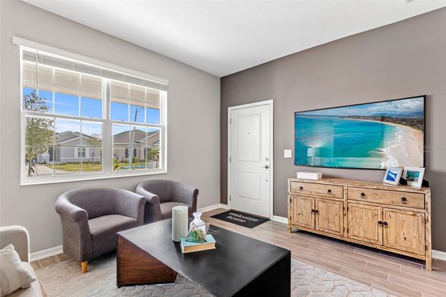 5601 NINA WAY, St Cloud, FL 34771