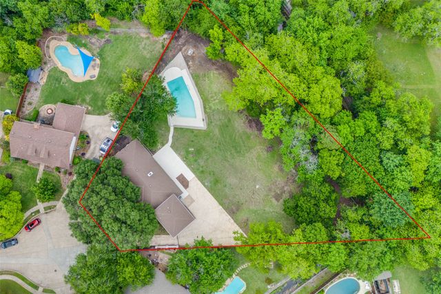 2400 Timbercreek Drive, Plano, TX 75075