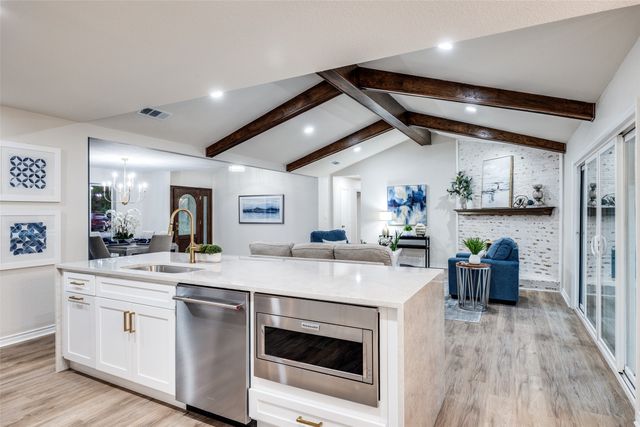 2400 Timbercreek Drive, Plano, TX 75075