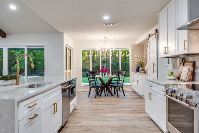 2400 Timbercreek Drive, Plano, TX 75075