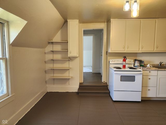 216 S Marion Street, Martinsville, IN 46151