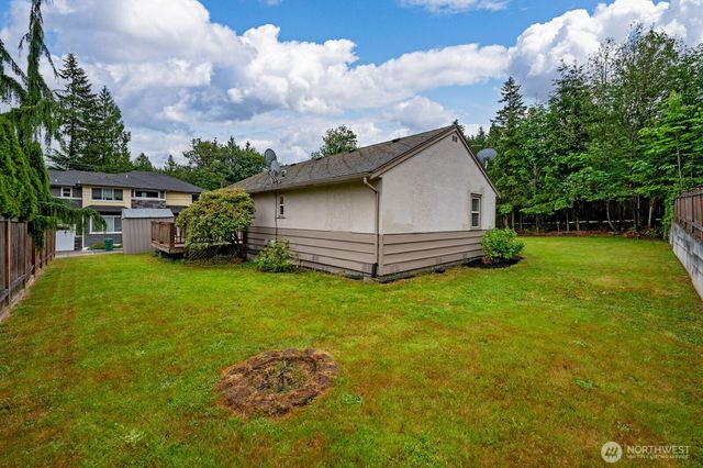 13804 Redmond Way, Redmond, WA 98052