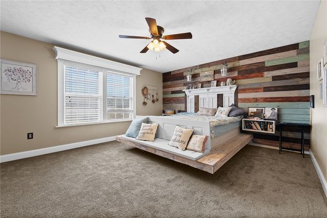 108 Stallion Rd, Findlay Twp, PA 15026