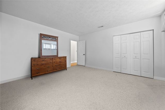 108 Stallion Rd, Findlay Twp, PA 15026