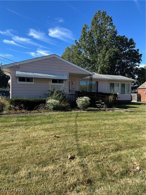 1824 Robindale Street, Wickliffe, OH 44092