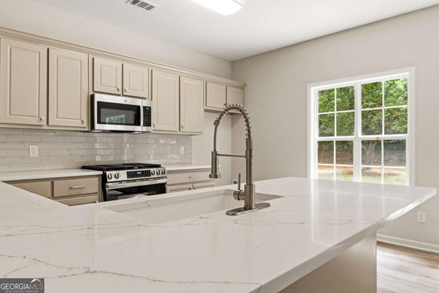 2786 Club Forest Drive, Conyers, GA 30013