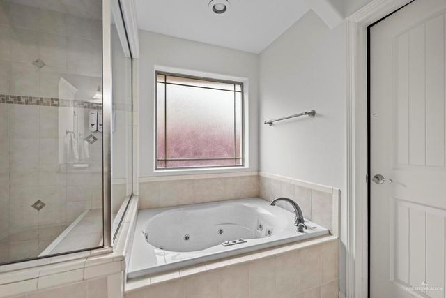 701 E Arapaho Avenue, Pharr, TX 78577