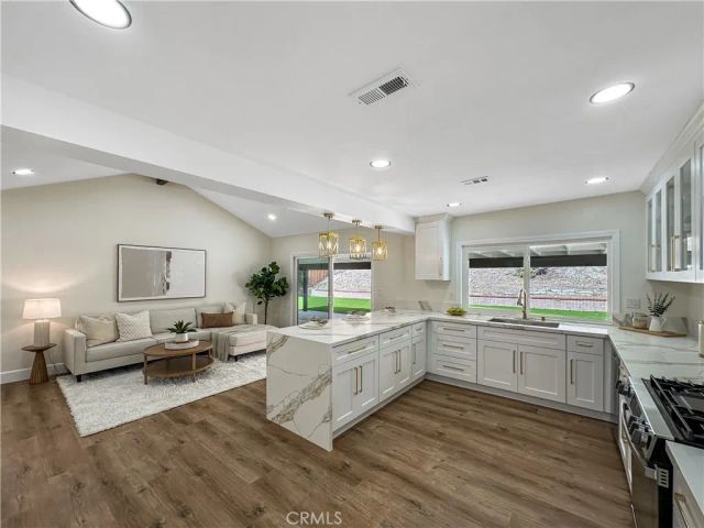 5519 E Avenida Palmar, Orange, CA 92869