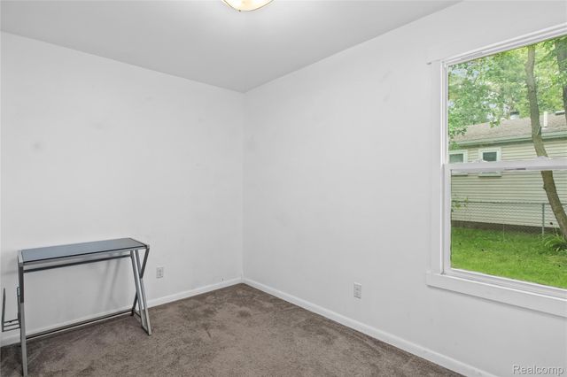 1145 Bayfield Street, Orion Charter Township, MI 48362
