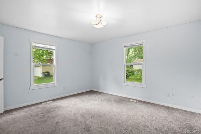 1145 Bayfield Street, Orion Charter Township, MI 48362