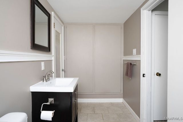 925 GREEN FOREST Drive, Montgomery, AL 36109