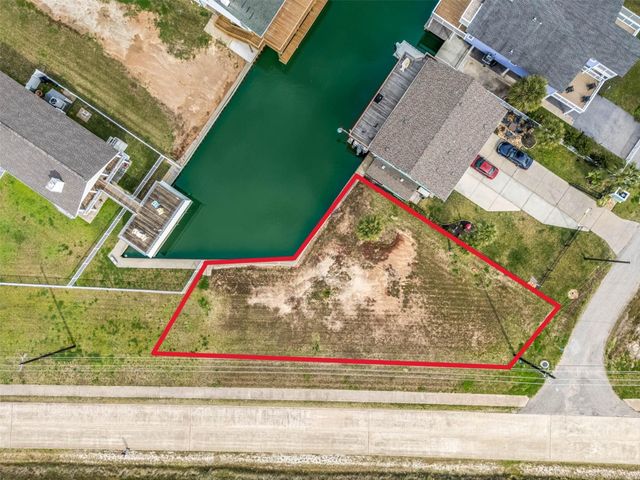 16714 Curlew Road, Jamaica Beach, TX 77554