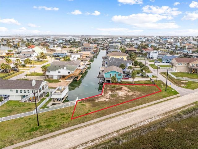 16714 Curlew Road, Jamaica Beach, TX 77554