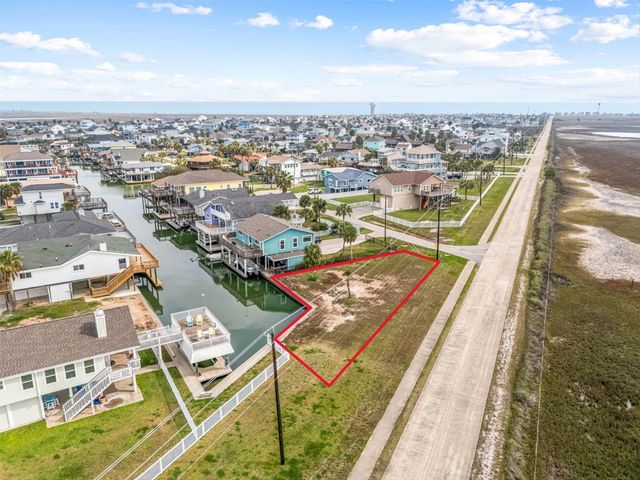 16714 Curlew Road, Jamaica Beach, TX 77554
