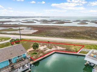 16714 Curlew Road, Jamaica Beach, TX 77554