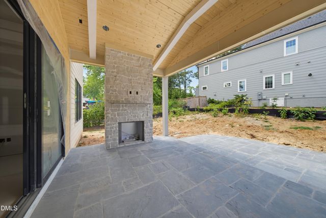 413 Pinecroft Drive, Raleigh, NC 27609
