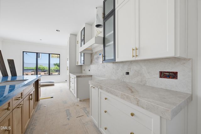 413 Pinecroft Drive, Raleigh, NC 27609