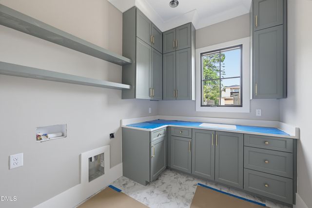 413 Pinecroft Drive, Raleigh, NC 27609